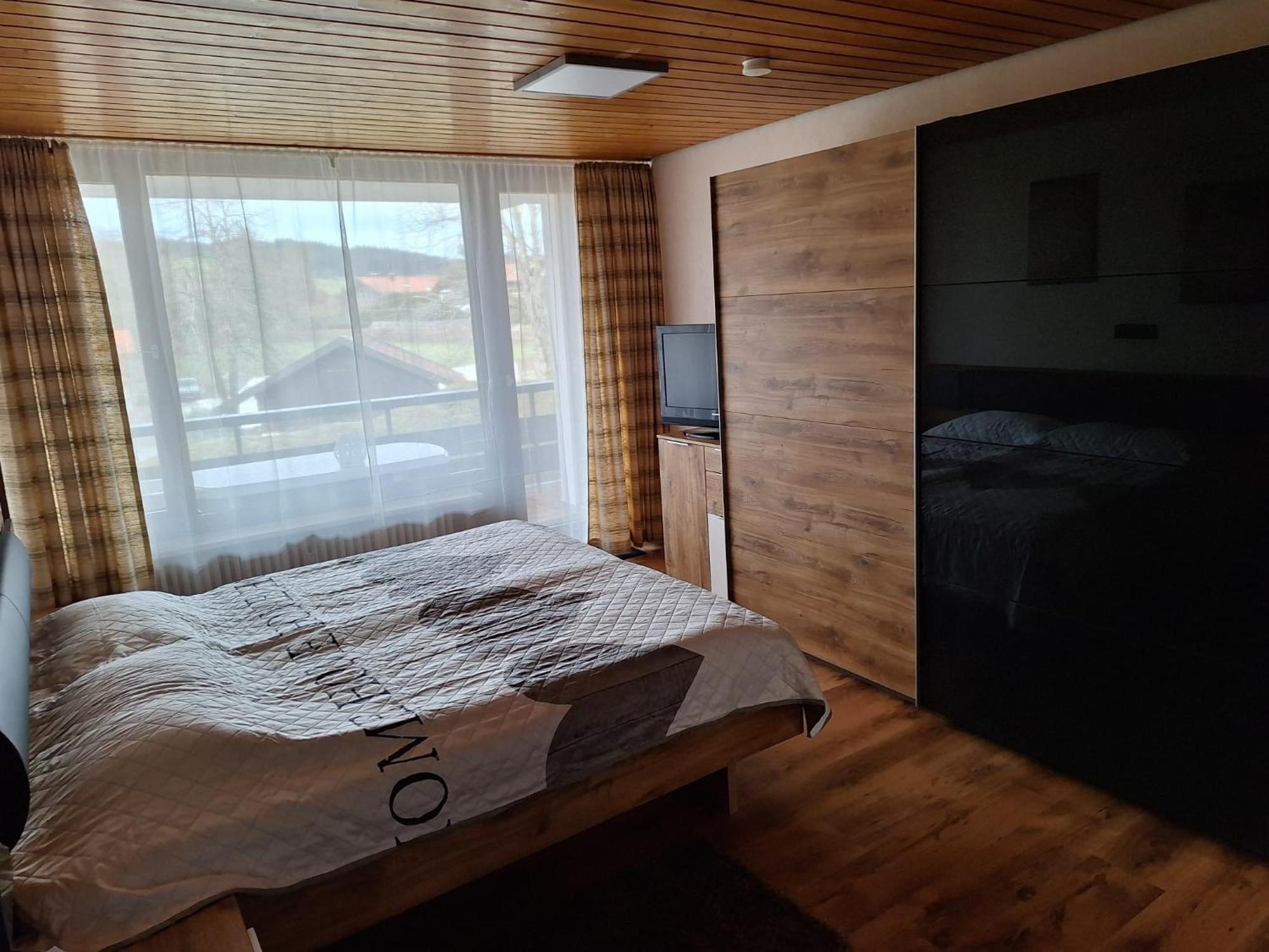 Schoene 2 1/2 Zimmer Ferienwohnung In Oberstaufen - Hoamatle - Dış mekan fotoğraf